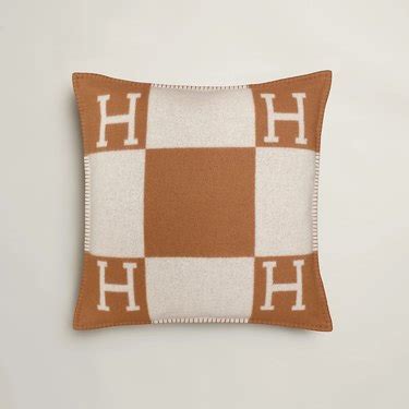 hermes pillow dupe